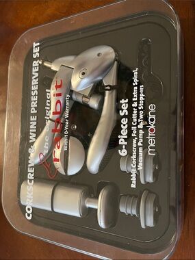 NWT The Original Rabbit Corkscrew & Wine Preservation Set 6 pieces